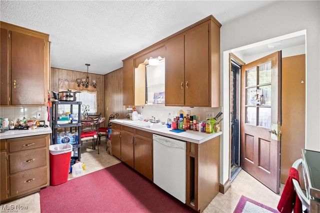 2108 S Belvoir Boulevard, South Euclid, OH 44121