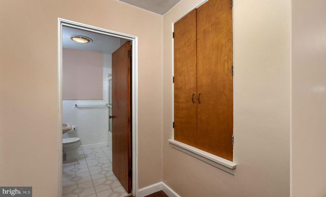 236 W GRANADA AVE, Hershey, PA 17033