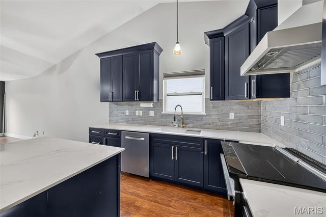 79 Huntleigh Woods Court, Wentzville, MO 63385