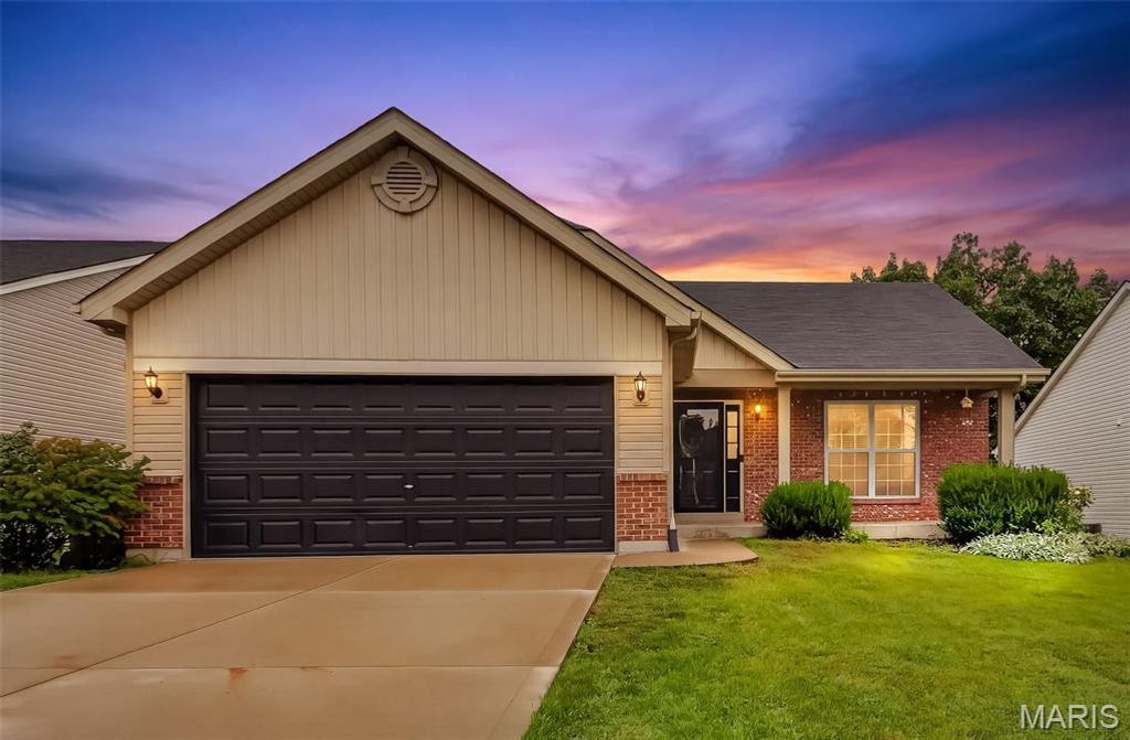 79 Huntleigh Woods Court, Wentzville, MO 63385