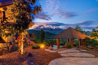 4620 W A Barr Road, Mount Shasta, CA 96067