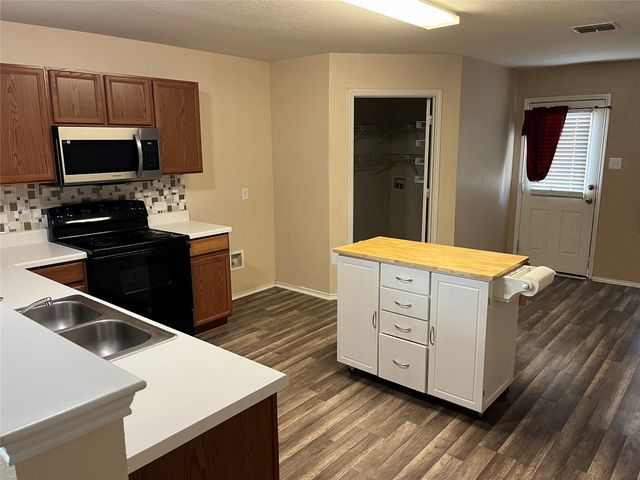 736 Mexicali Way, Fort Worth, TX 76052