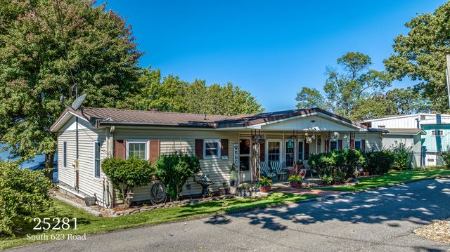 25281 S 623 Road, Grove, OK 74344