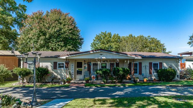 25281 S 623 Road, Grove, OK 74344