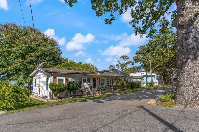 25281 S 623 Road, Grove, OK 74344