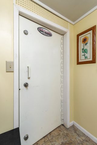 25281 S 623 Road, Grove, OK 74344