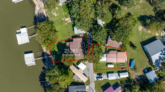 25281 S 623 Road, Grove, OK 74344