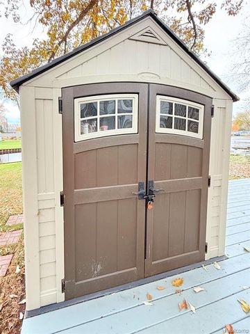 2764 Sunset Drive, Brooklyn, MI 49230