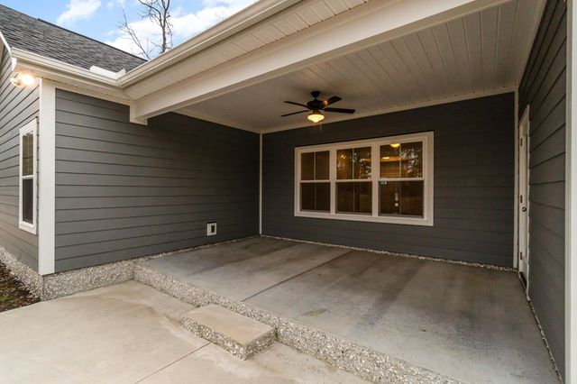 1529 Crooked Hook Rd., North Myrtle Beach, SC 29582