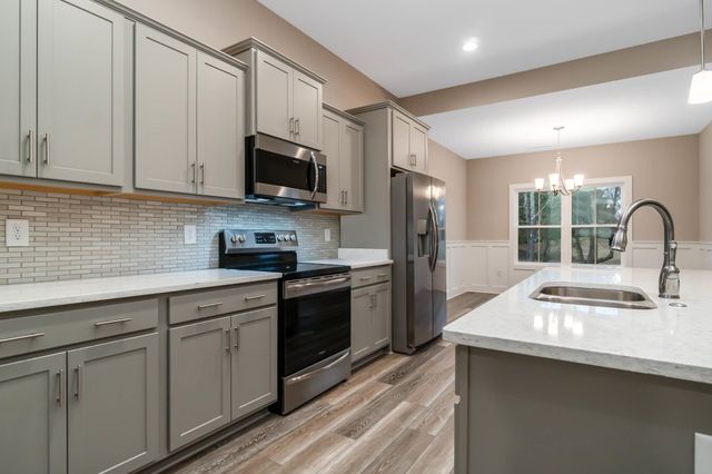 1529 Crooked Hook Rd., North Myrtle Beach, SC 29582