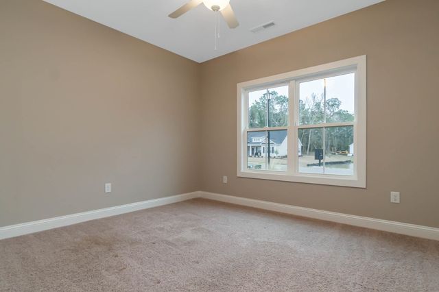 1529 Crooked Hook Rd., North Myrtle Beach, SC 29582