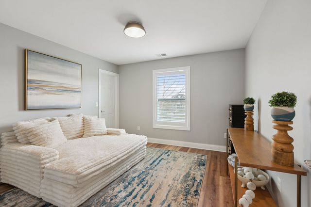 39W869 Kellar Square, Geneva, IL 60134