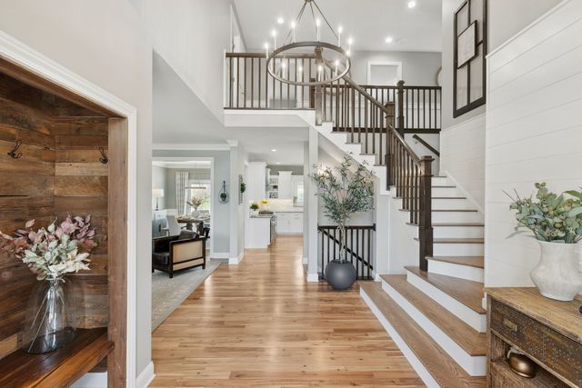 39W869 Kellar Square, Geneva, IL 60134