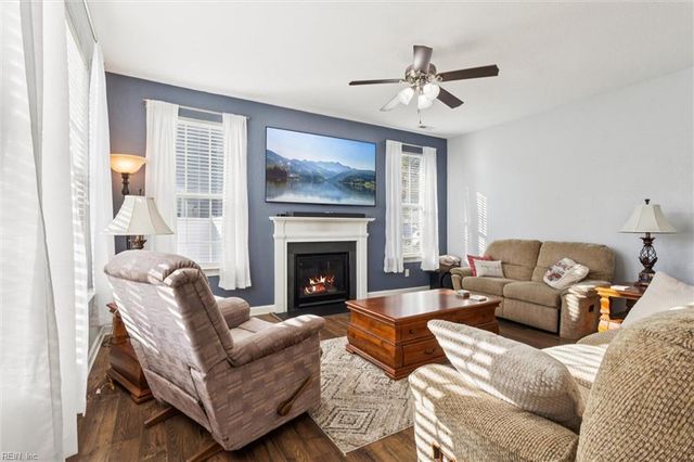 108 Bowman DR, Suffolk, VA 23434