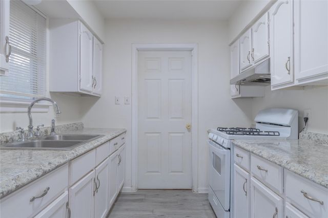 1430 State Highway 46 S, New Braunfels, TX 78130