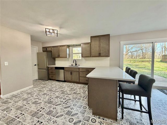 205 Jubaka Drive, Fairview Heights, IL 62208