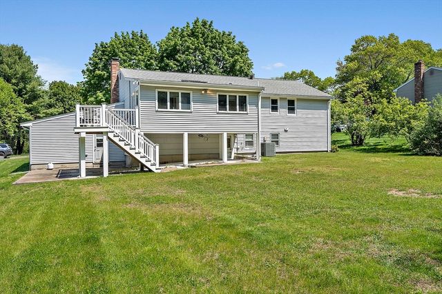 6 Sandy Ridge Cir, Sharon, MA 02067