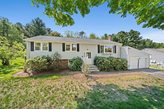 6 Sandy Ridge Cir, Sharon, MA 02067