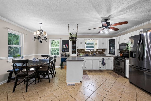 13411 Cindy Drive, Soddy Daisy, TN 37379