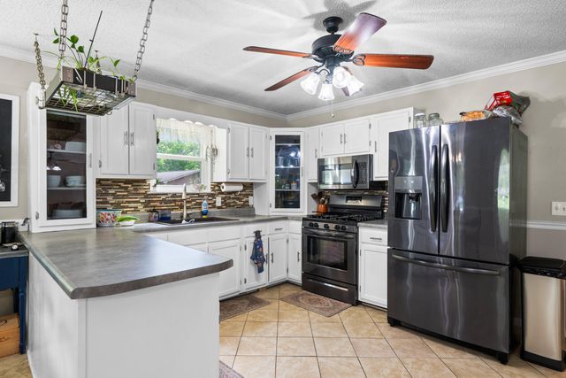 13411 Cindy Drive, Soddy Daisy, TN 37379