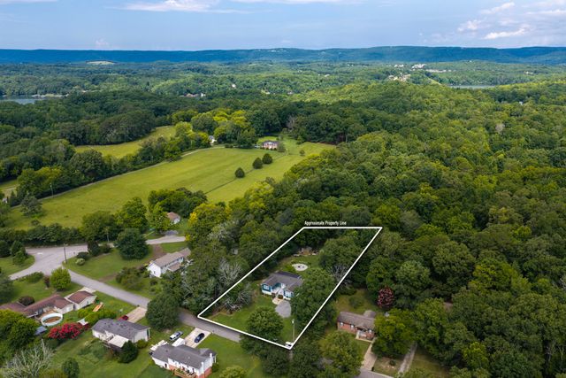 13411 Cindy Drive, Soddy Daisy, TN 37379