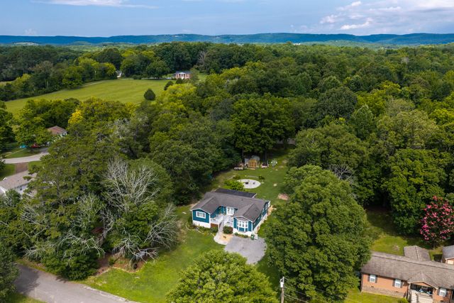 13411 Cindy Drive, Soddy Daisy, TN 37379