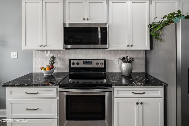 921 Dearborn Court, Winterville, NC 28590