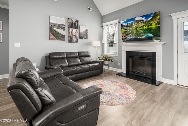 921 Dearborn Court, Winterville, NC 28590