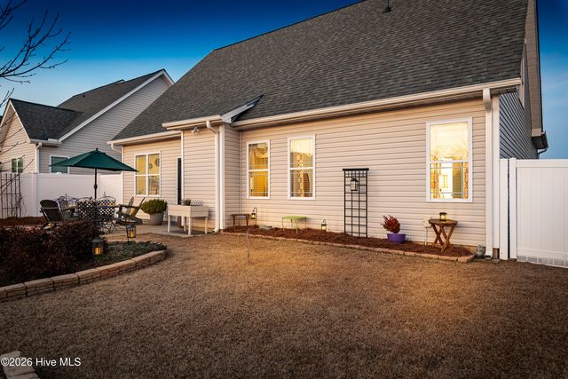 921 Dearborn Court, Winterville, NC 28590