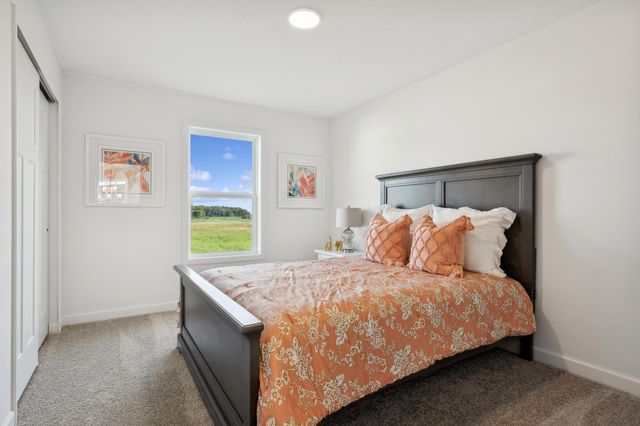 274 6th Street NW, Delano, MN 55328