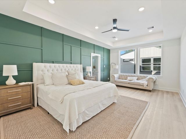 227 Noras Lane A, Houston, TX 77022