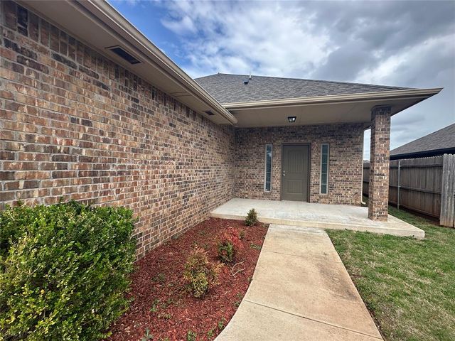 8017 NW 160th Terrace, Edmond, OK 73013