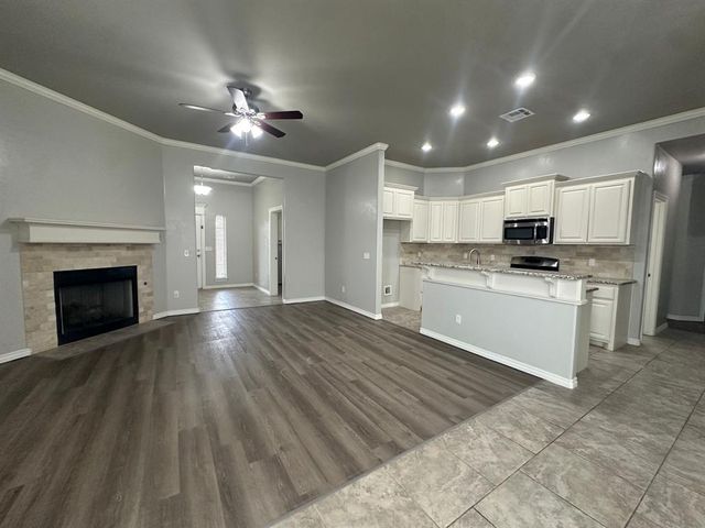 8017 NW 160th Terrace, Edmond, OK 73013