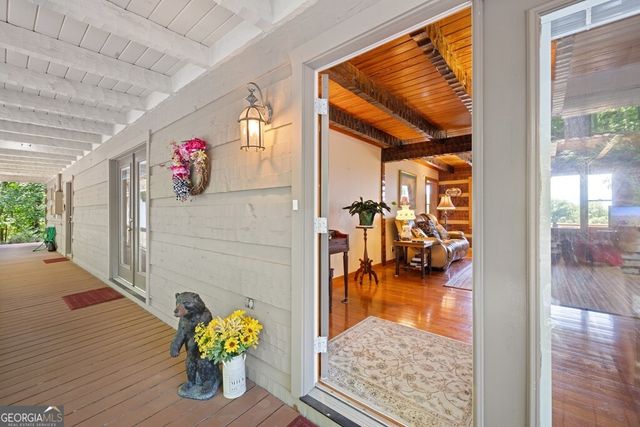 1077 Frog Pond Road, Hiawassee, GA 30546