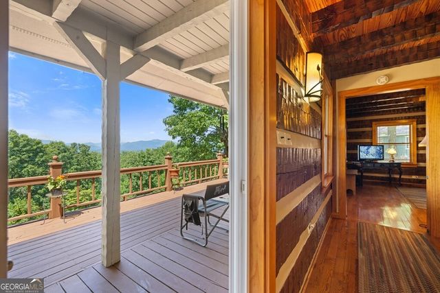 1077 Frog Pond Road, Hiawassee, GA 30546