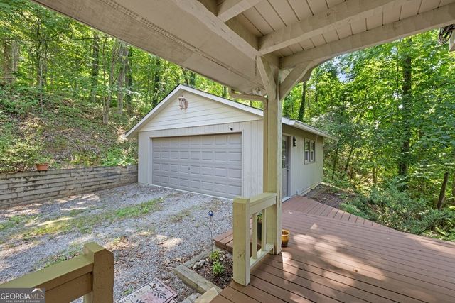 1077 Frog Pond Road, Hiawassee, GA 30546