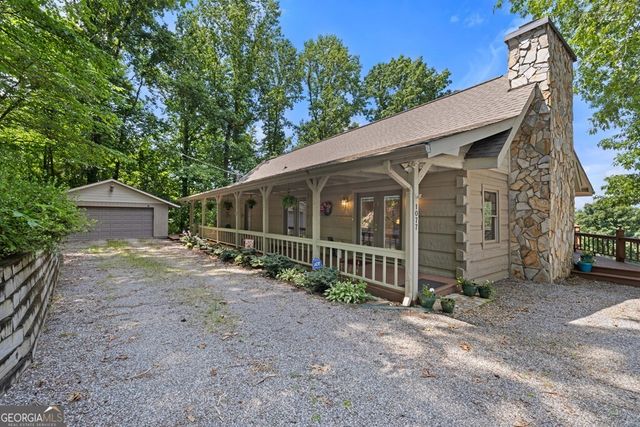 1077 Frog Pond Road, Hiawassee, GA 30546