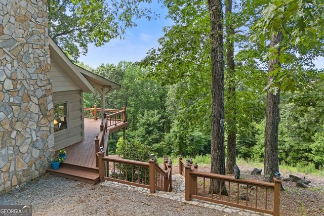1077 Frog Pond Road, Hiawassee, GA 30546