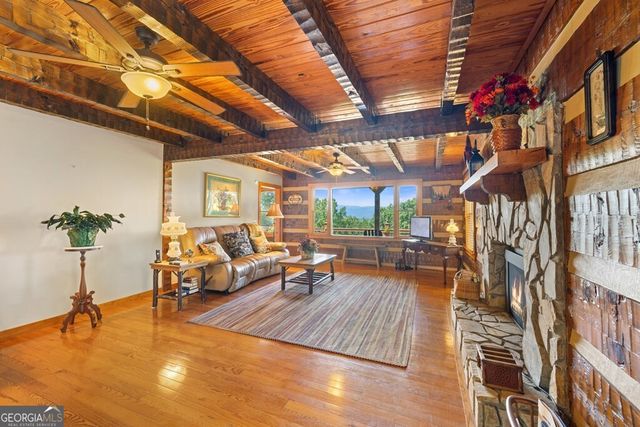 1077 Frog Pond Road, Hiawassee, GA 30546