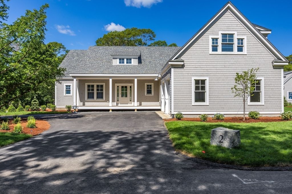 8 Monomoy Lane, Orleans, MA 02653