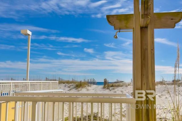 615 W Beach Boulevard 2D, Gulf Shores, AL 36542