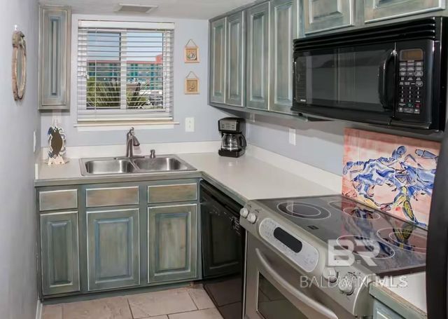 615 W Beach Boulevard 2D, Gulf Shores, AL 36542