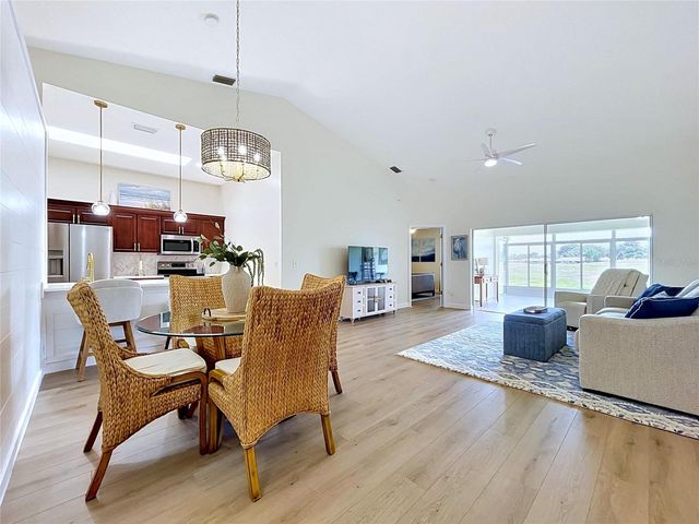 2307 NEW ORCHARD COURT, Sun City Center, FL 33573