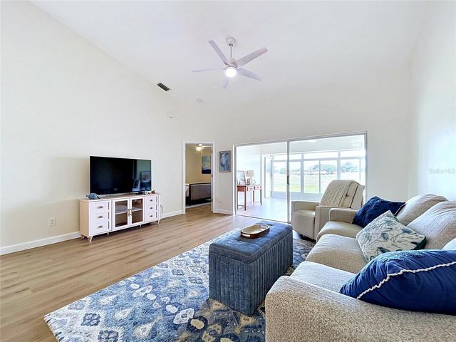 2307 NEW ORCHARD COURT, Sun City Center, FL 33573