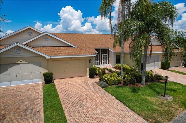 2307 NEW ORCHARD COURT, Sun City Center, FL 33573