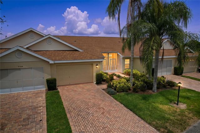 2307 NEW ORCHARD COURT, Sun City Center, FL 33573