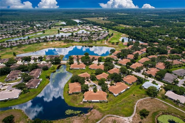 2307 NEW ORCHARD COURT, Sun City Center, FL 33573