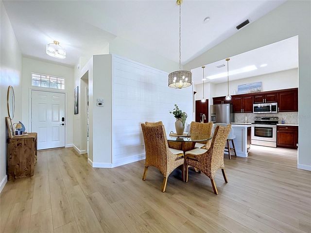 2307 NEW ORCHARD COURT, Sun City Center, FL 33573