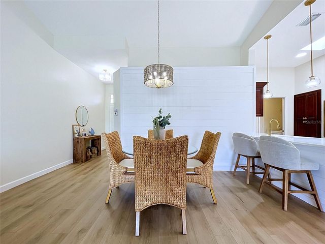 2307 NEW ORCHARD COURT, Sun City Center, FL 33573