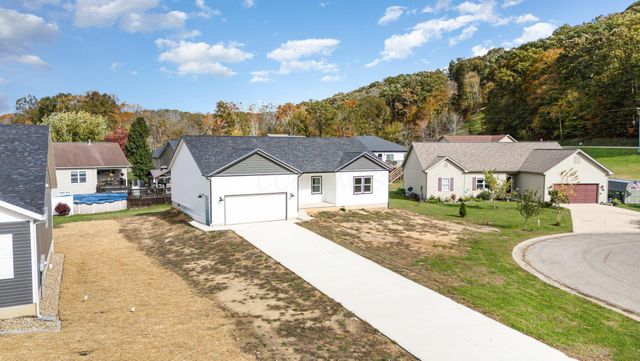 32366 Lilac Lane, Logan, OH 43138